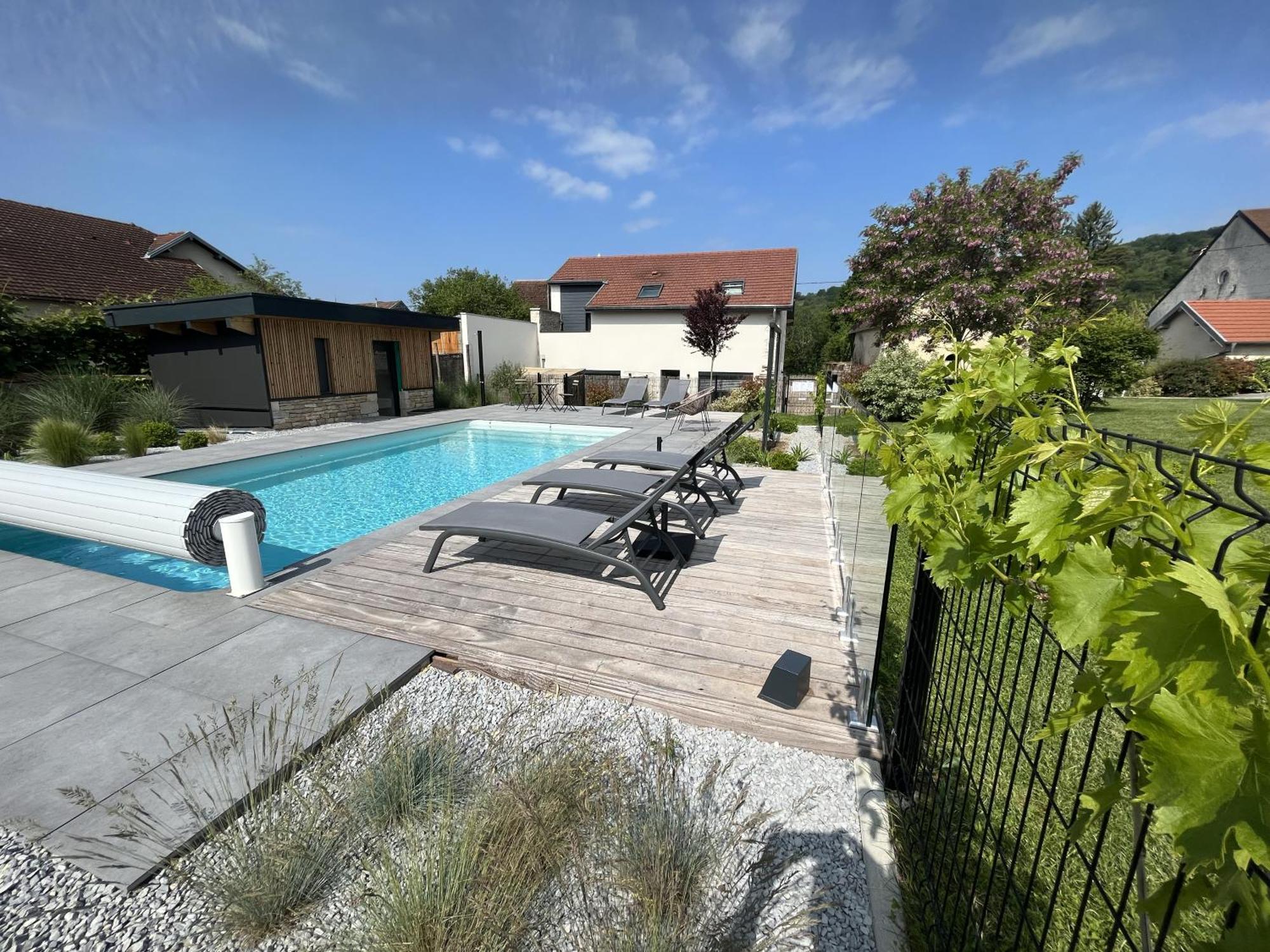Appart-Hotel N 3 Avec Terrasse, Piscine, Petit-Dejeuner Et Parking Prive Chouzelot Exteriör bild